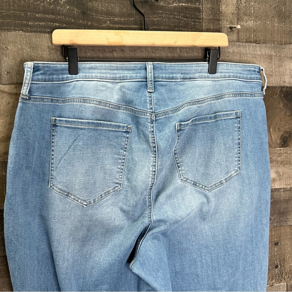 NYDJ Relaxed Straight Jeans in Clean Brookes - Picture 7 of 10